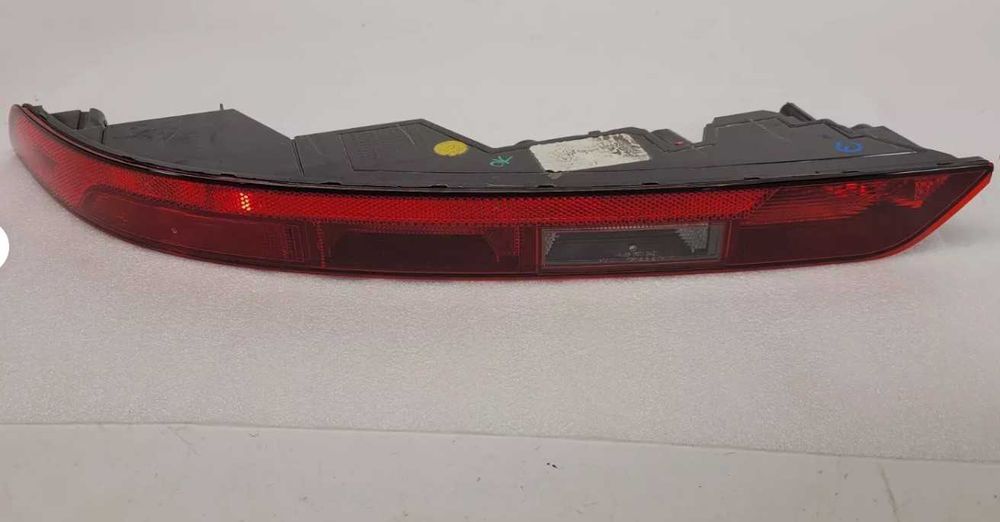 Продавам OEM горен и долен десен стоп за Audi Q7 2016 - 2023 US/Canada