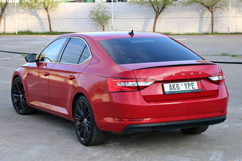 SKODA Superb 2021 — imagine 3
