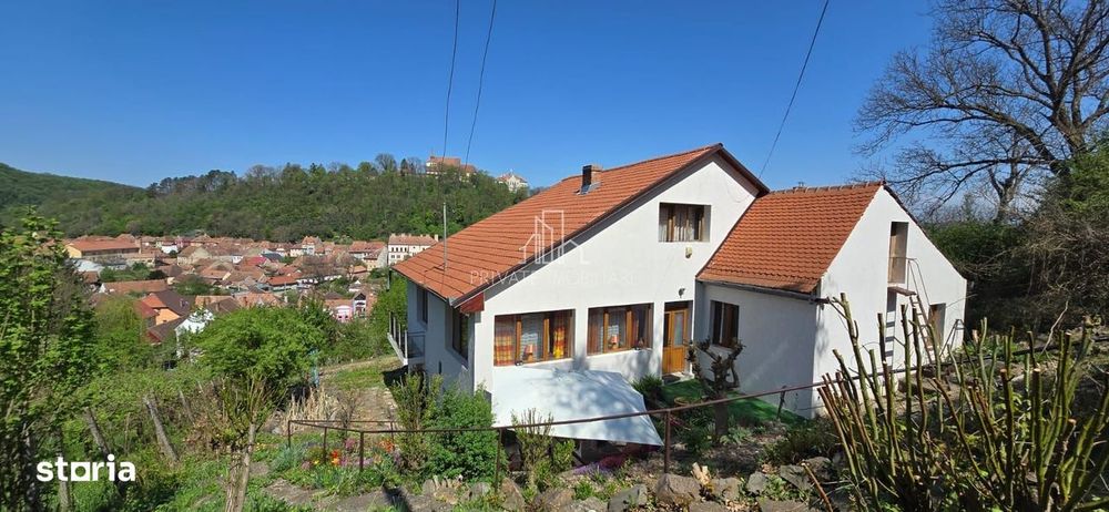 Casa cu vedere la cetatea medievala Sighisoara