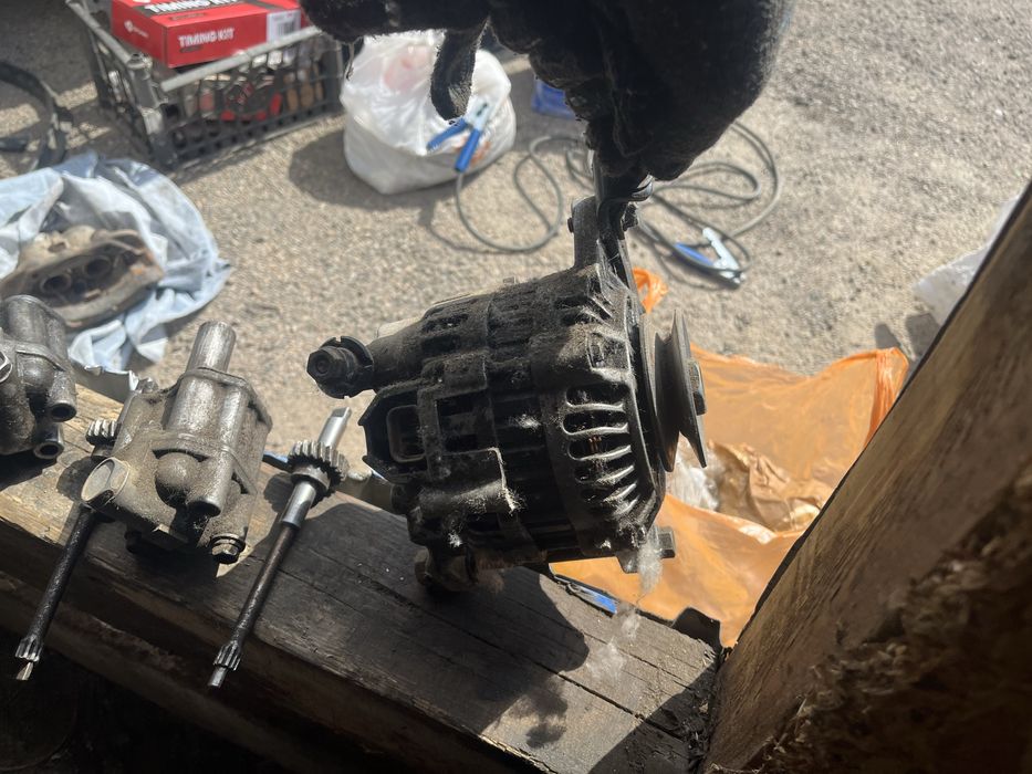 Генератор ниссан нп 300 2.4 бензин