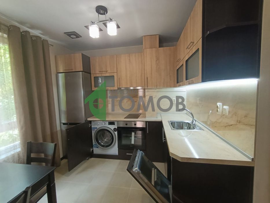 Напълно обзаведен двустаен апартамент в кв. Казански