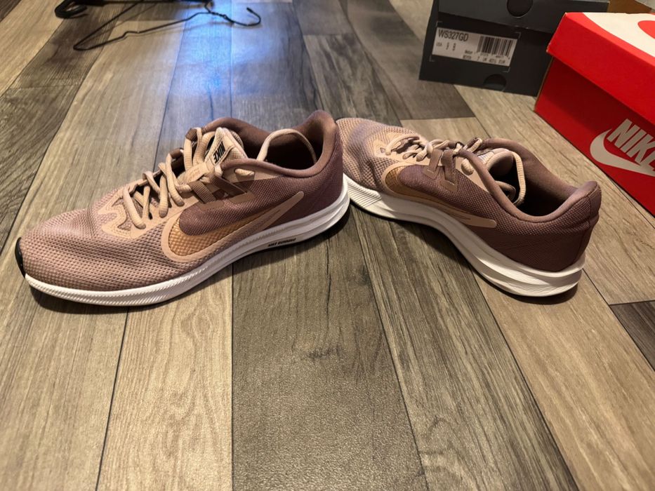 Обувки неизползвани