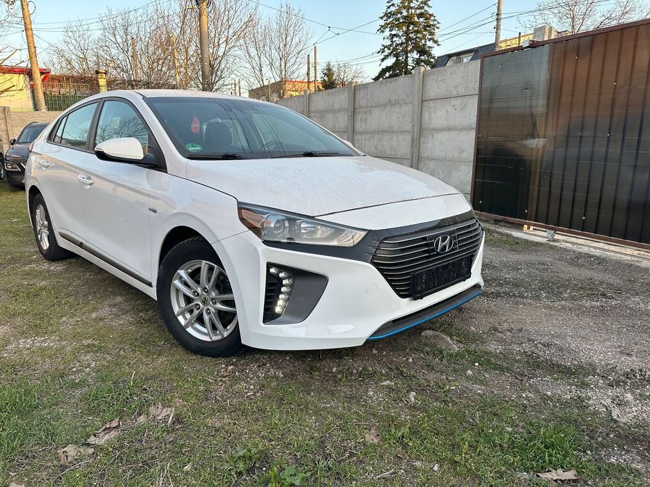 Hyundai IONIQ Vând Hyundai Ioniq