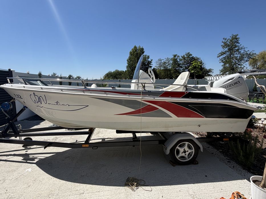 Barca Delphin 5.0,motor Suzuki 90 cp