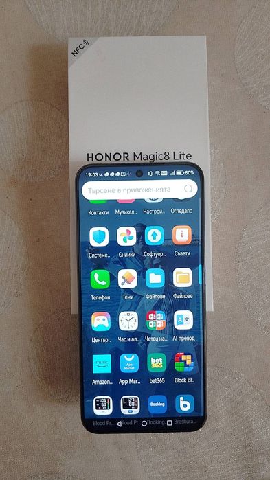 Продавам HONOR Magic8 Lite 5G