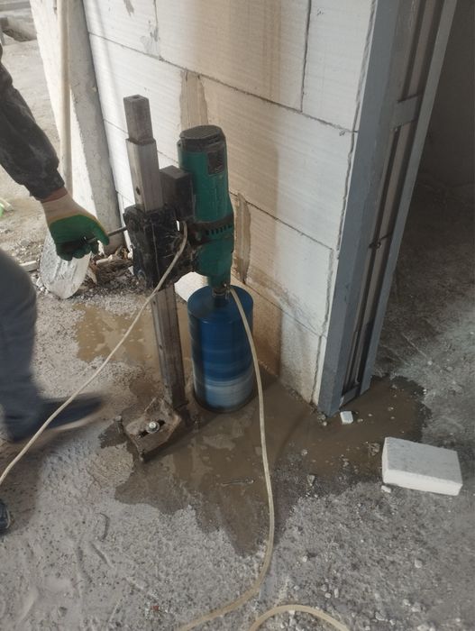 Бтон тешадиган апарад сотилади