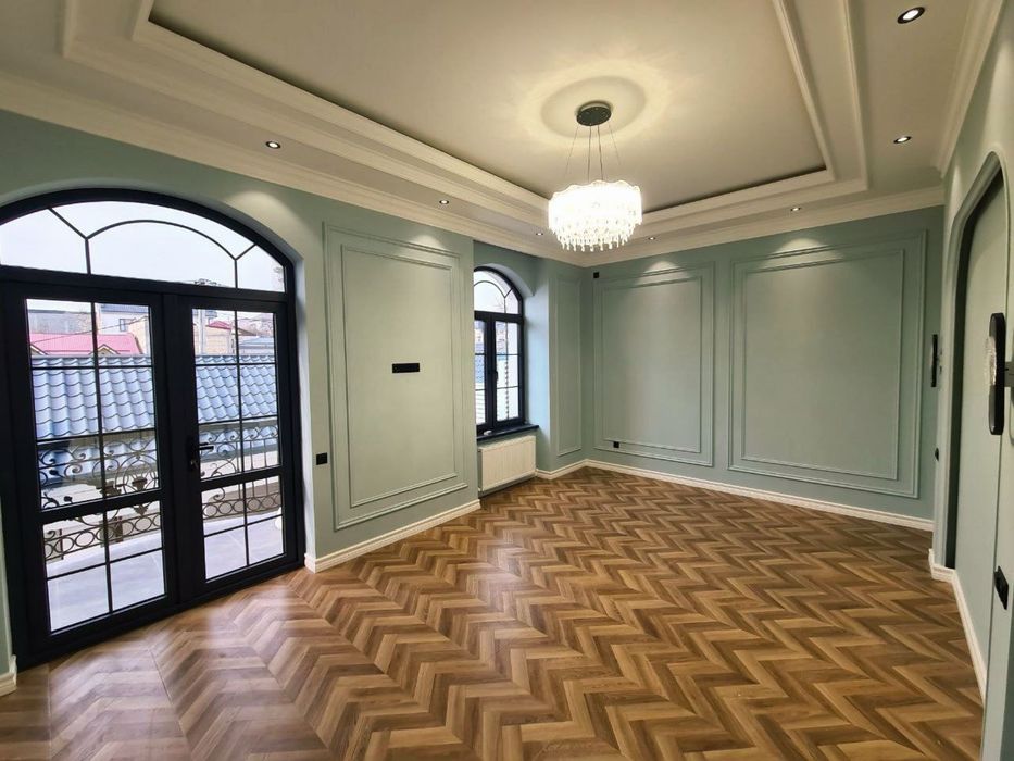 Продажа новый евро дом отличной локации на Циалковского