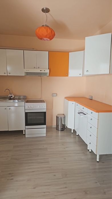 Vand mobila de bucatarie