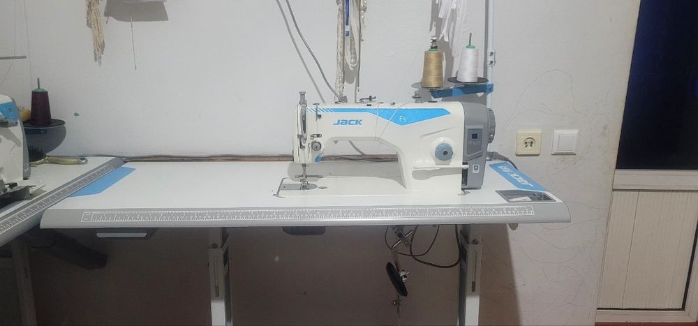 Jack e4s va jack f5 srochno sotiladi