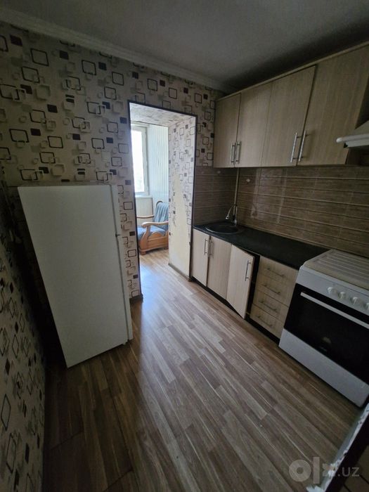 Продаю 1 комнатную. Сельхоз  институт