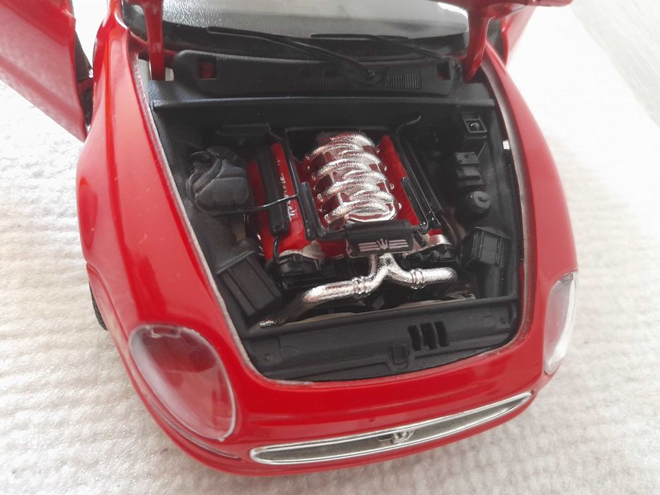 macheta auto,model deosebit,pentru cunoscatori si iubitorii de frumos