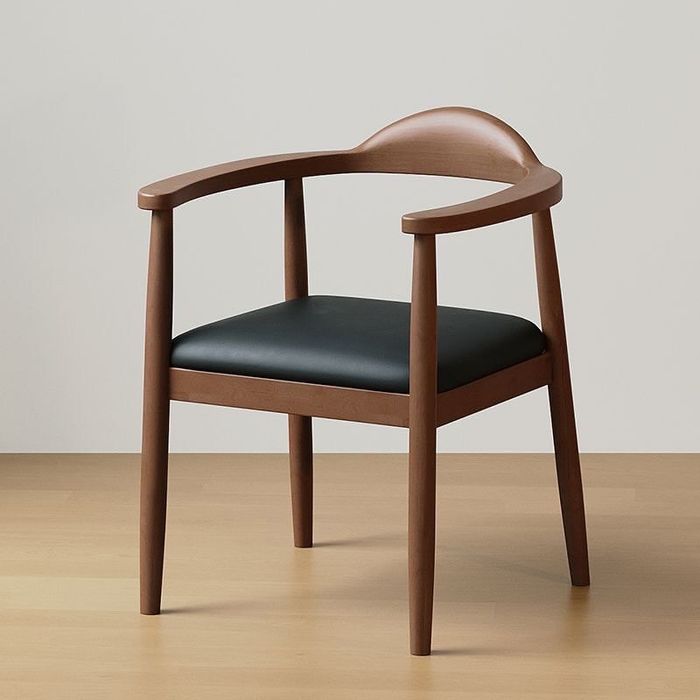 Стулья новые, дерево