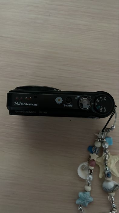 sony cybershot DSC H-70