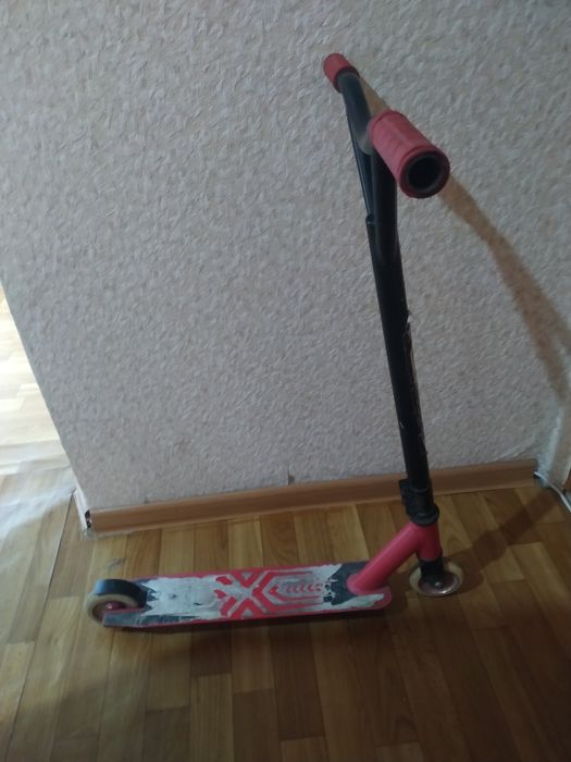 Самокат трюковой