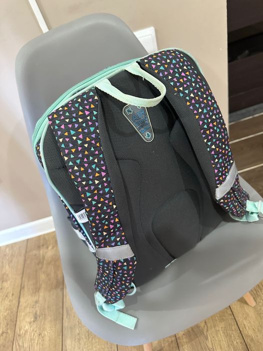 Продам школьный рюкзак