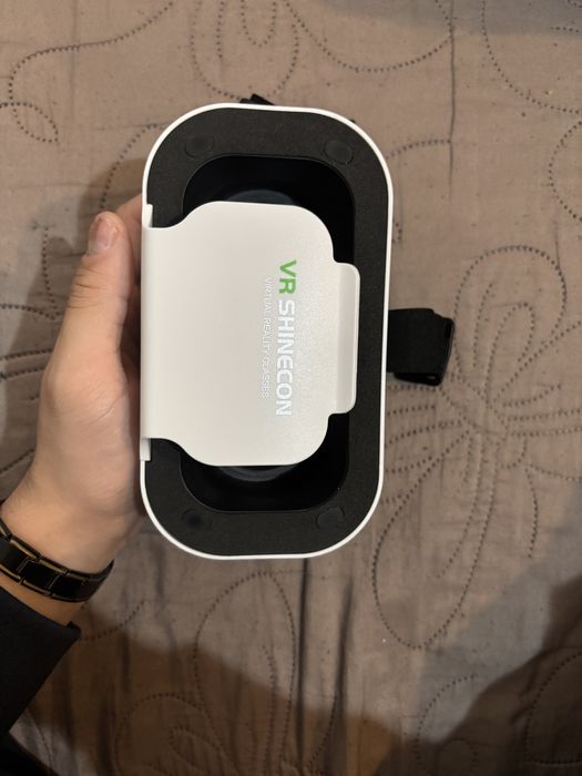 Продам VR очки.