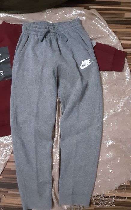 (L 147-158) NIKE детски оригинален екип