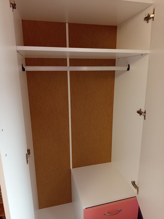 Гардероб за детска стая за момиченце