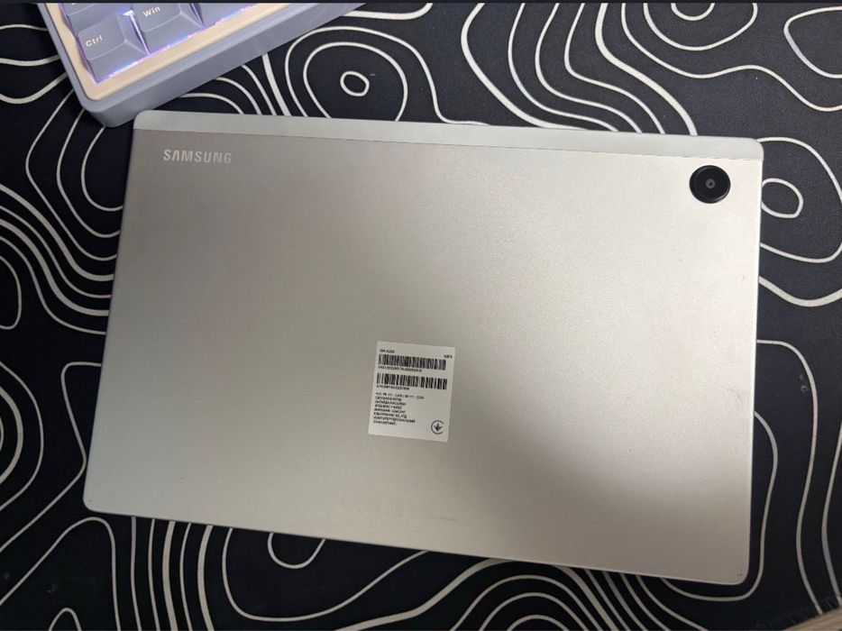 Планшет samsung Galaxy Tab 8