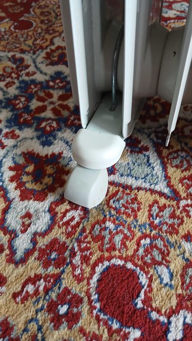 Маслен радиатор DeLonghi HORK KH771225 2500W 12 ребра