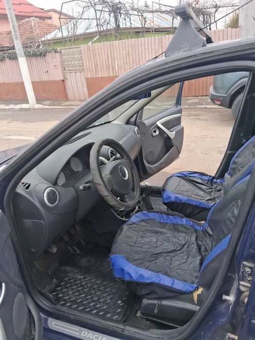 Vând Dacia Logan faza 2