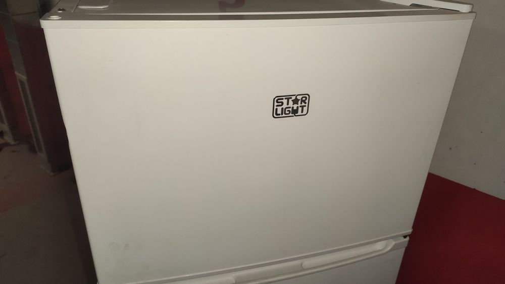 Хладилник с фризер Star Light