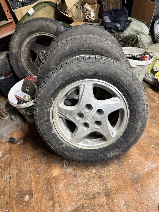 Продам диски с шигами зимние