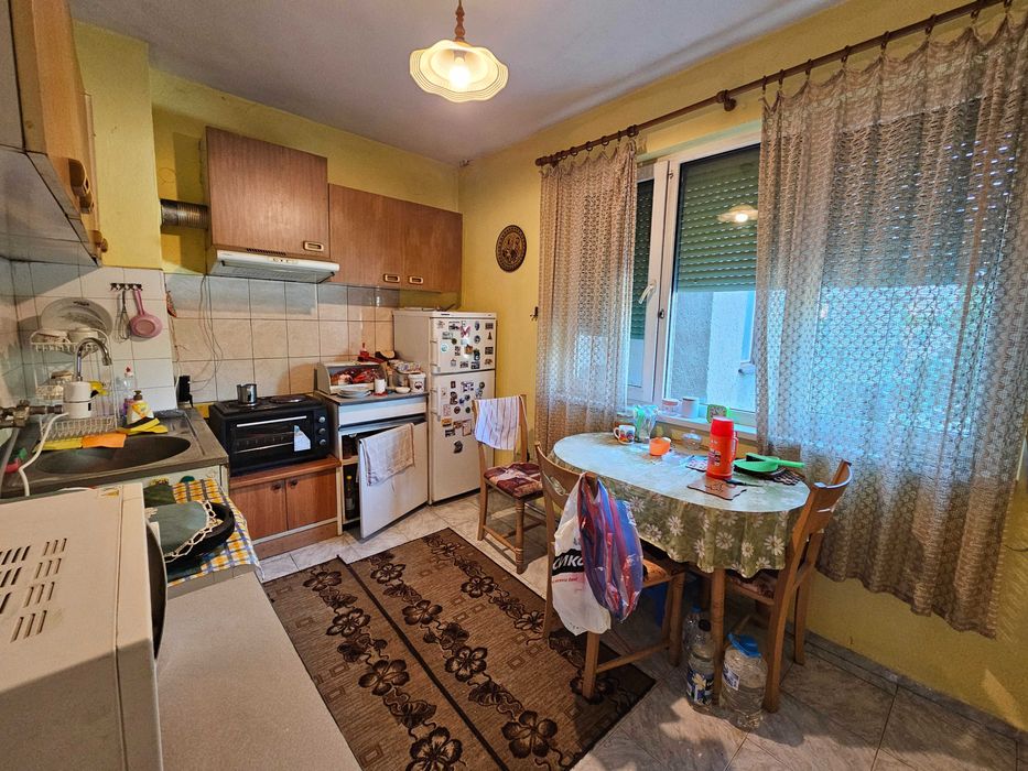 Продава се Тристаен апартамент в Горна Оряховица - 72 кв.м за 1153 €/кв.м - Снимка #3