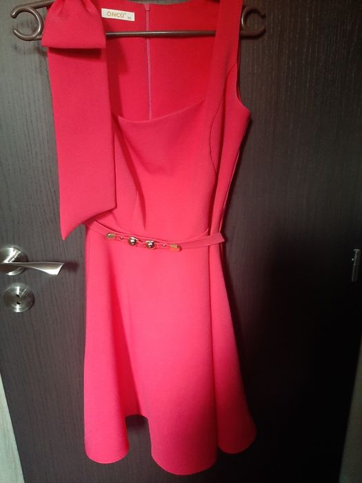 Дамска официална рокля