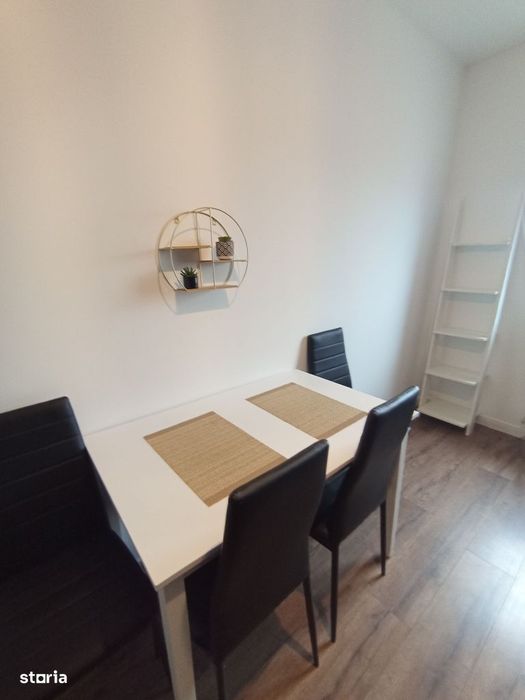 Apartament cu doua camere de închiriat