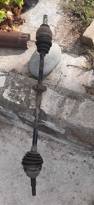 Продавам полуоски за Опел Зафира А,2004год