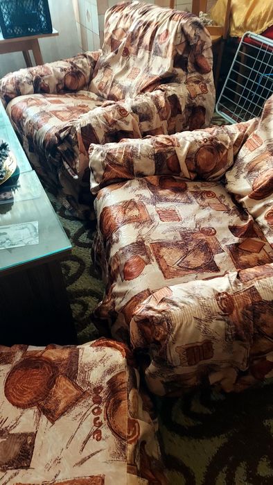 Холова гарнитура.Цена 350 лв..