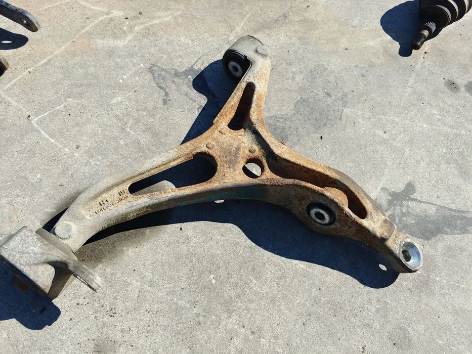 brat bascula stanga fata 3.0 cdi 642950 mercedes r-class w251