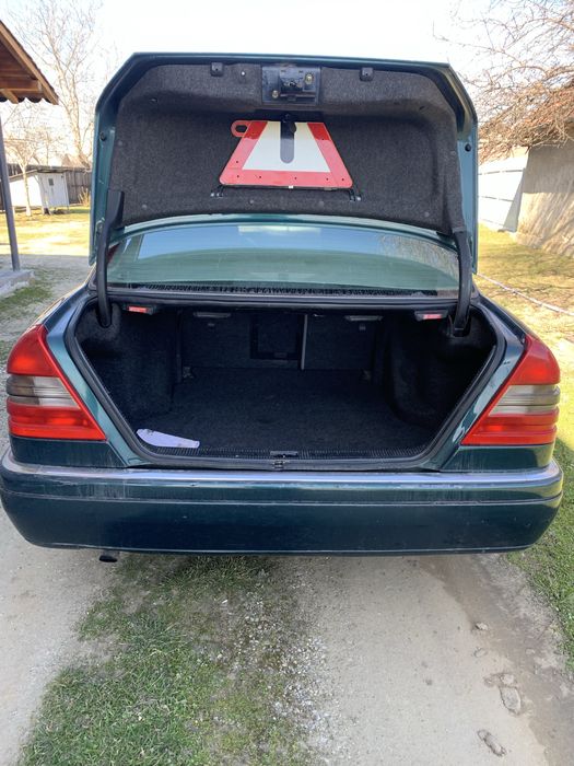 Vand piese auto Mercedes!!