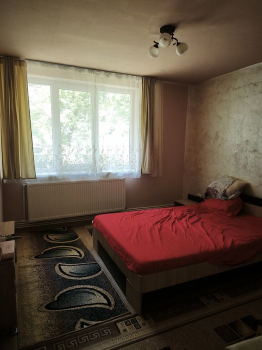 Dau in chirie apartament 2 camere Calea București