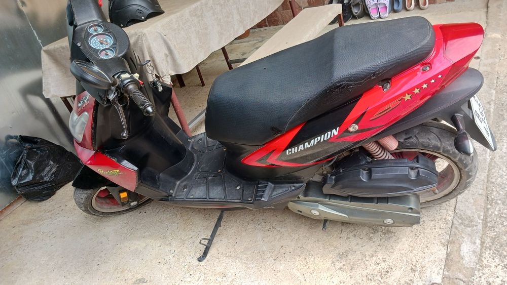 Продавам скутер 125 куб.Wangye