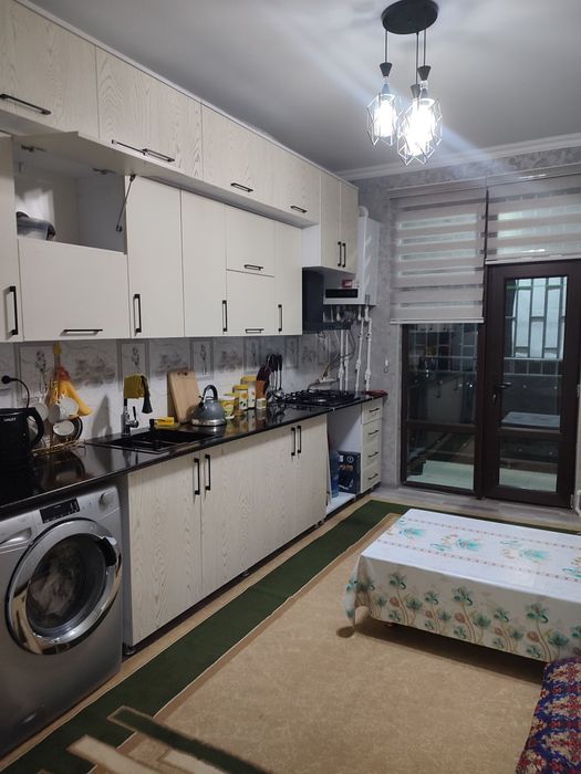 Продаётся своя 2 комнатная квартира