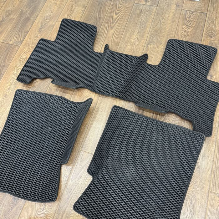 Европолики на машину тайота прадо-150