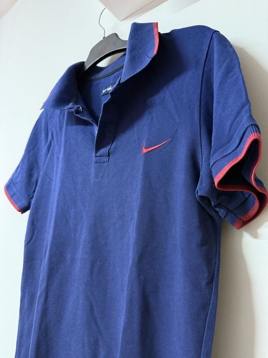 Тъмносиня тениска Nike