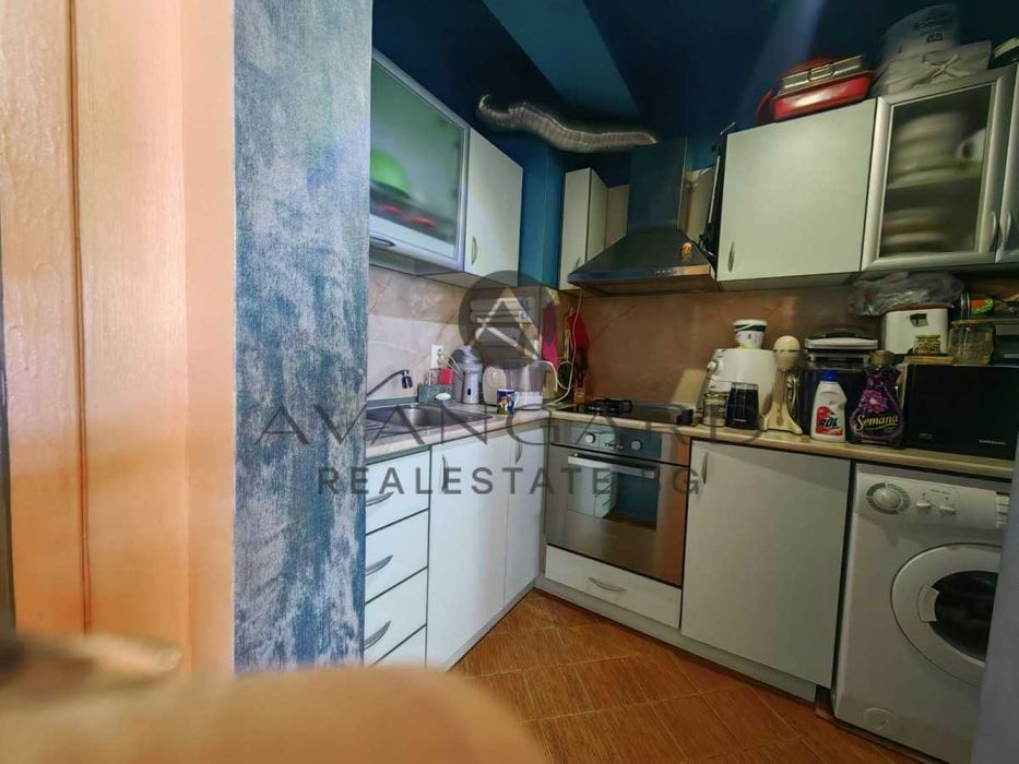Продава се Тристаен апартамент в Пловдив, Център - 103 кв.м за 2000 €/кв.м - Снимка #2