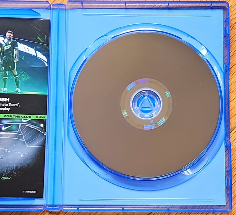 FC25 + метална кутия PS5 Playstation 5 FIFA 2025 25 Плейстейшън футбол