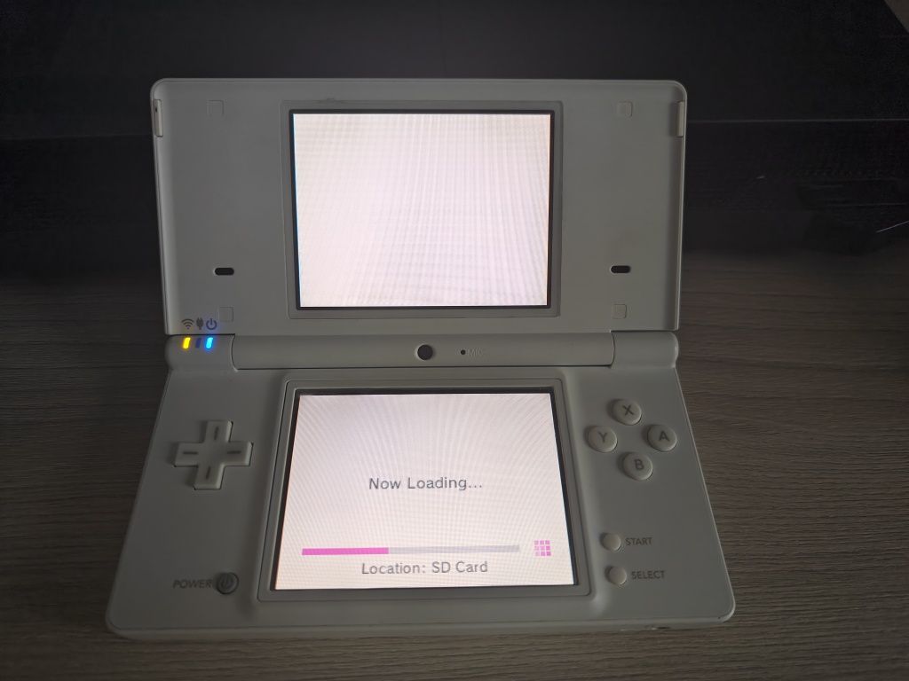 Продам Nintendo dsi прошитый: 20 000 тг. - Приставки Астана на Olx