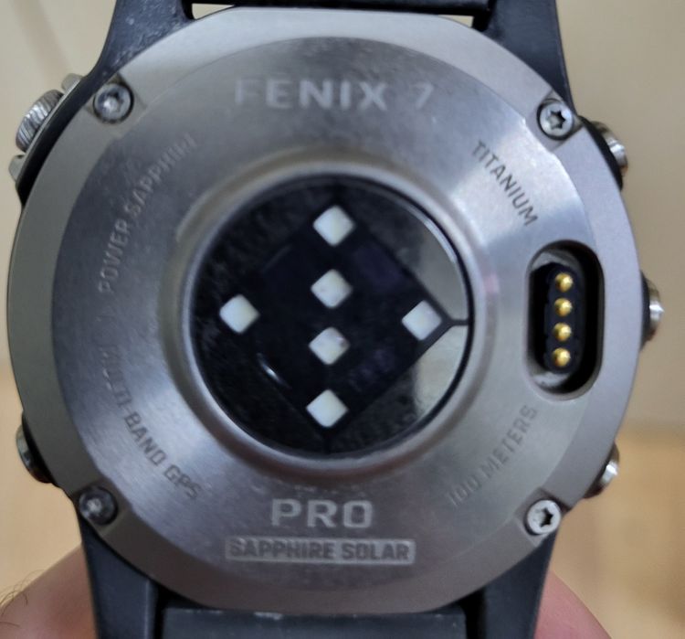 Garmin fenix 7 pro sapphire solar titan