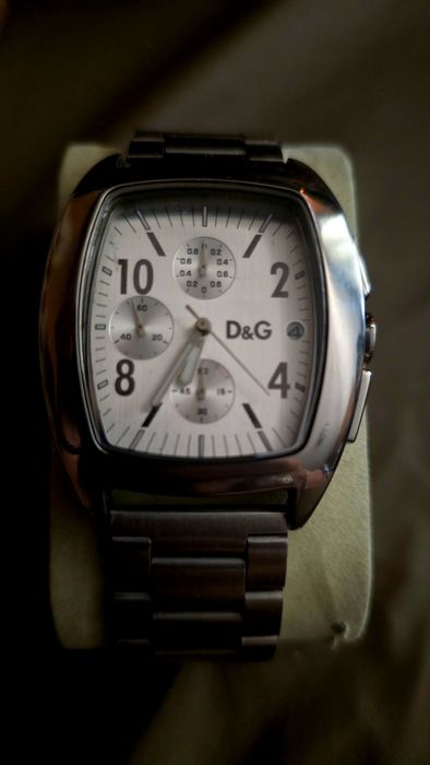 Dolce & Gabbana Time като нов без забележки
