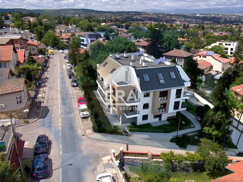 Продава се Тристаен апартамент в София, Бояна - 111 кв.м за 3028 €/кв.м - Снимка #1