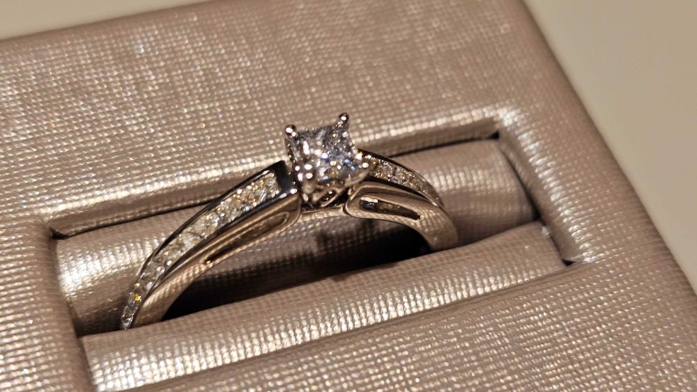 Inel diamant... pret negociabil