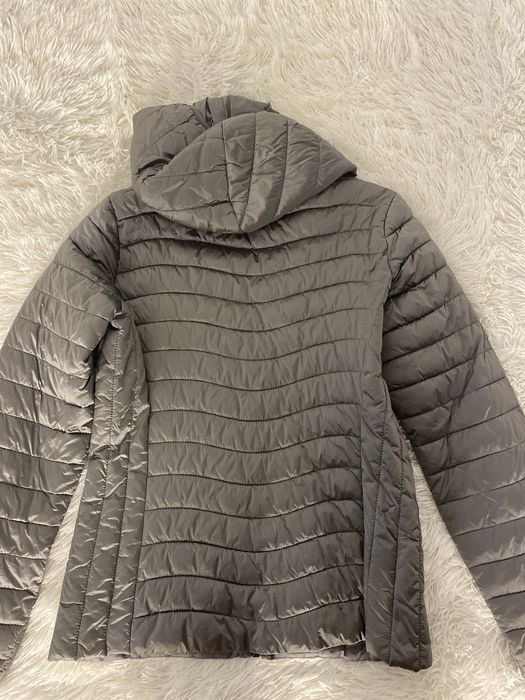 Geci marimea xs ,gri si alba.