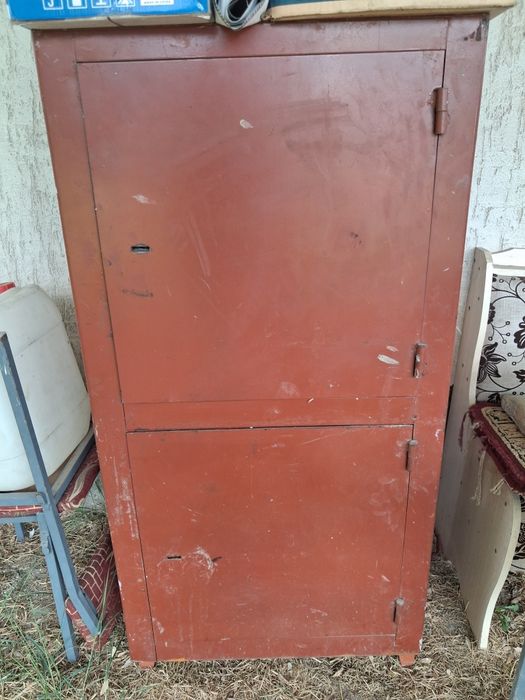 Сейф советский продам