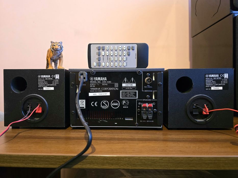 Yamaha CRX-040. Premium audio system. Sunet top. Preț fix !