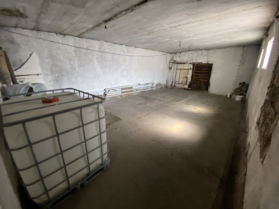 Продаются два дома с магазином